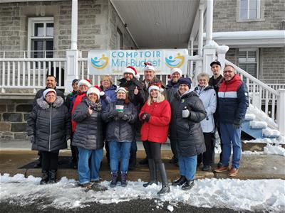 UNE GUIGNOLÉE RÉUSSIE! Une levée de fonds coordonnée par le Comptoir Mini-Budget Saint-Roch-de-l’Achigan.